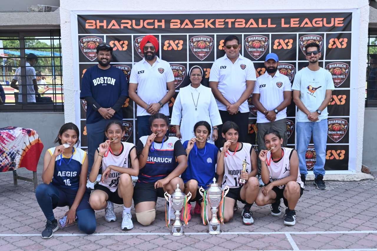 Girls Mix champions and runner-up at Bharuch Basketball League 2026