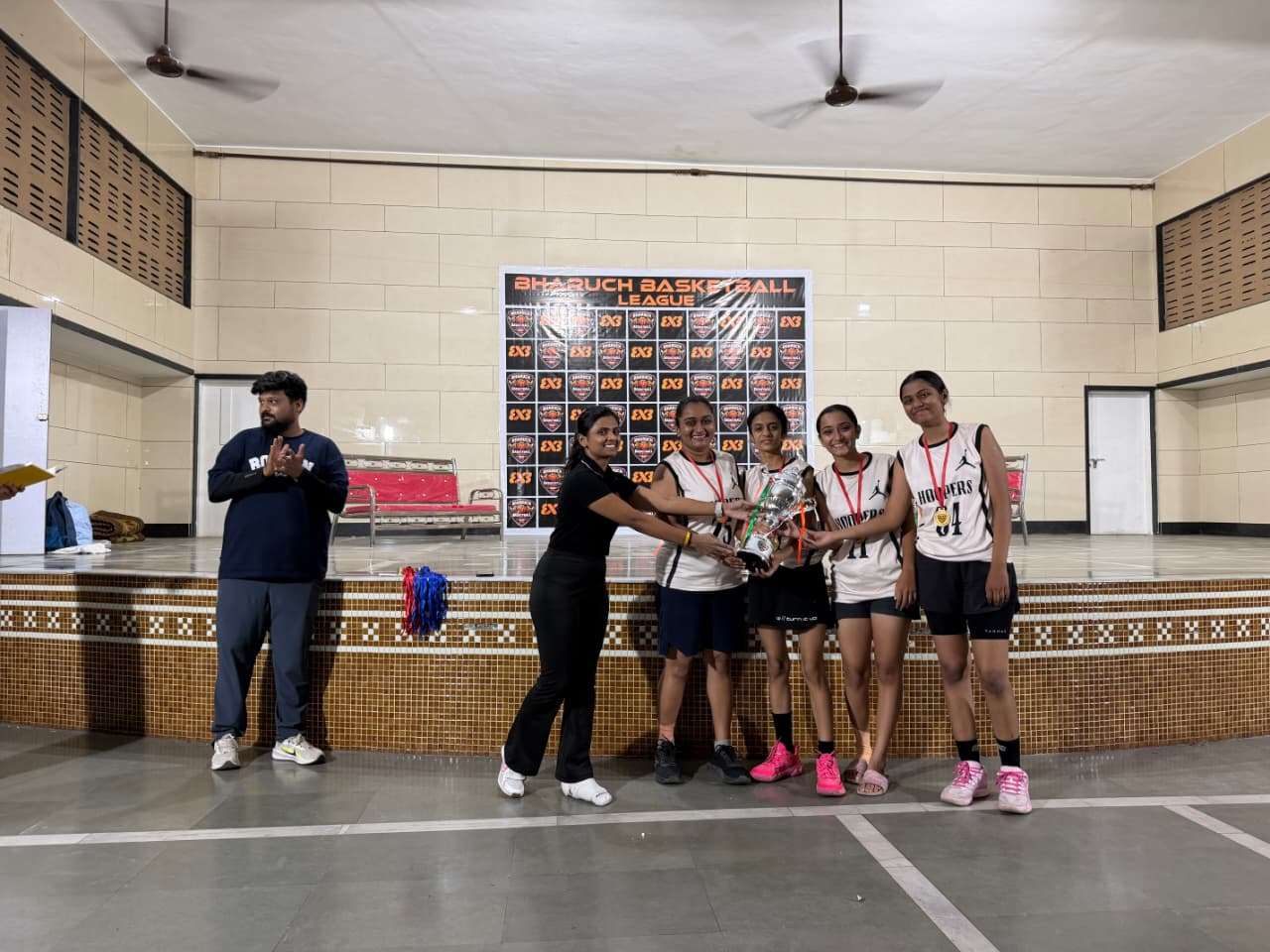 Open Women champions